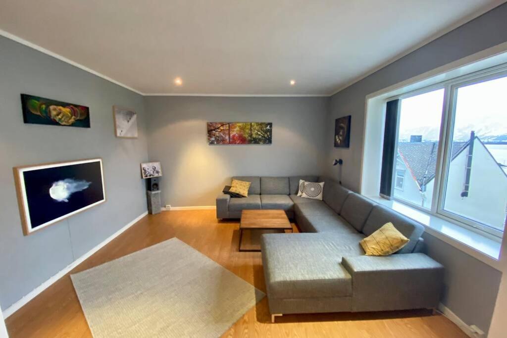 Nice And Central Apartment In Quiet Area Олесунн Екстер'єр фото